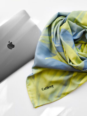 روسری طوسی زرد