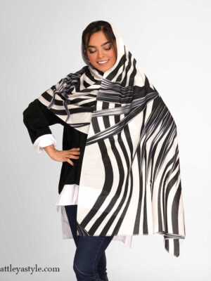 خرید شال سفید مشکی