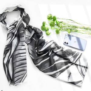 خریدشال مشکی سفید