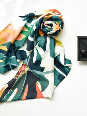 روسری رنگ بژ