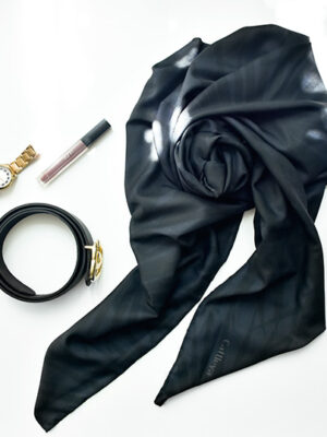 روسری مشکی جذاب