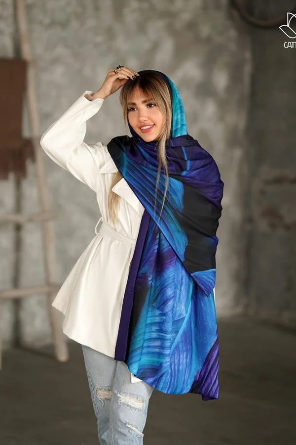 شال حریر آبی
