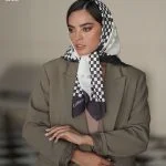 روسری چهارخانه مشکی و سفید