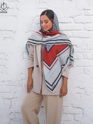 روسری طرحدار طوسی