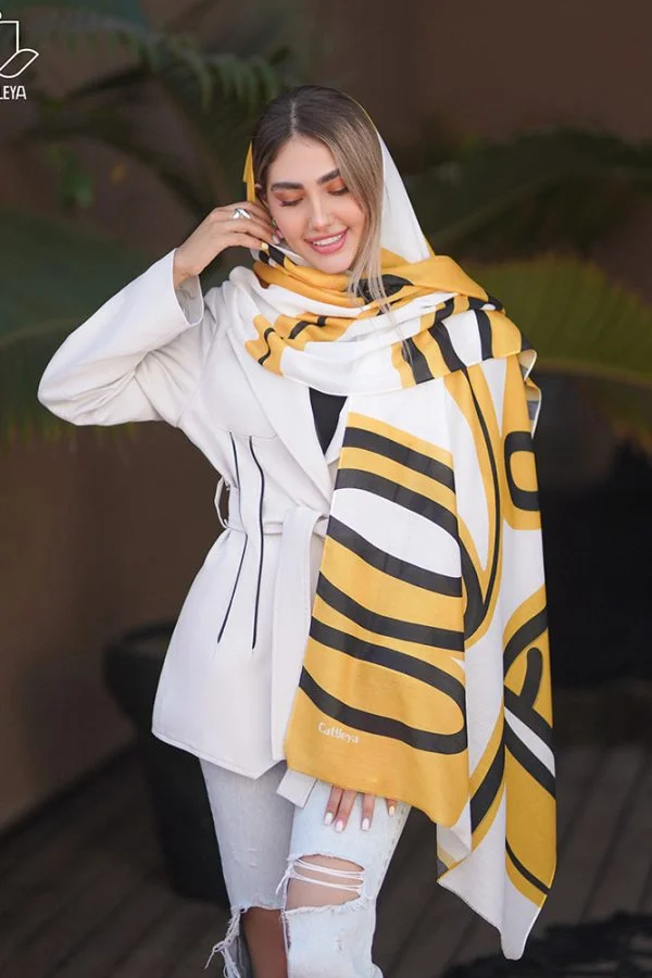 شال طرحدار زرد