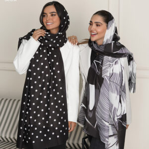 شال سفید مشکی