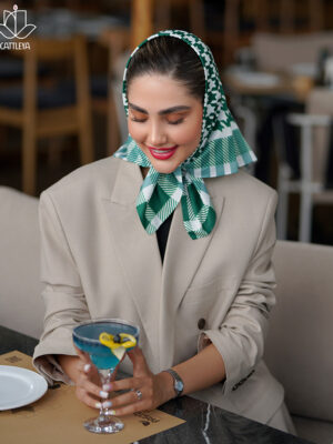 بیبی سبز زیبا