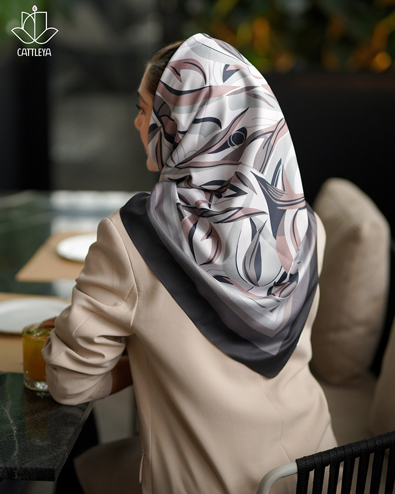 مدیوم اسکارف شیک