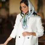 مدیوم زمینه سفید