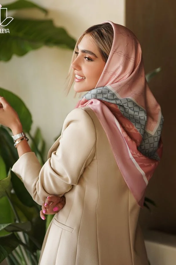 مدیوم صورتی تک