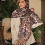 روسری نخی بهاره قهوه ای