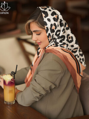 مدیوم اسکارف پترن پلنگی