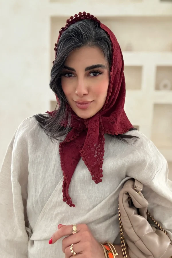 روسری دانتل