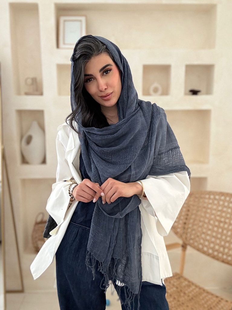 شال نخی سرمه ای
