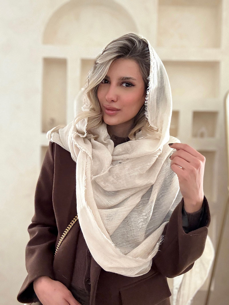 1105-(2) شال آمور کد 1105 - Image 1