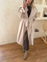 ترنچ کت اُور بلند استخوانی - Image 4