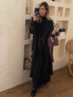 ترنچ کت اُور بلند مشکی