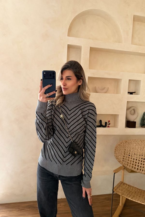 پلیور V-line طوسی مشکی