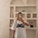 تیشرت  آستین کوتاه سفید