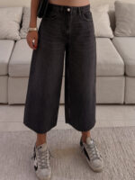 ZARA | Cropped Relaxed Straight - Image 2