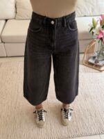 شلوار جین ZARA مدل Cropped Relaxed Straight رنگ مشکی ذغالی - Image 2