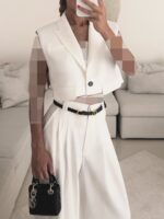 CATTLEYA Off White Chic | Cropped Blaze vest - Image 2
