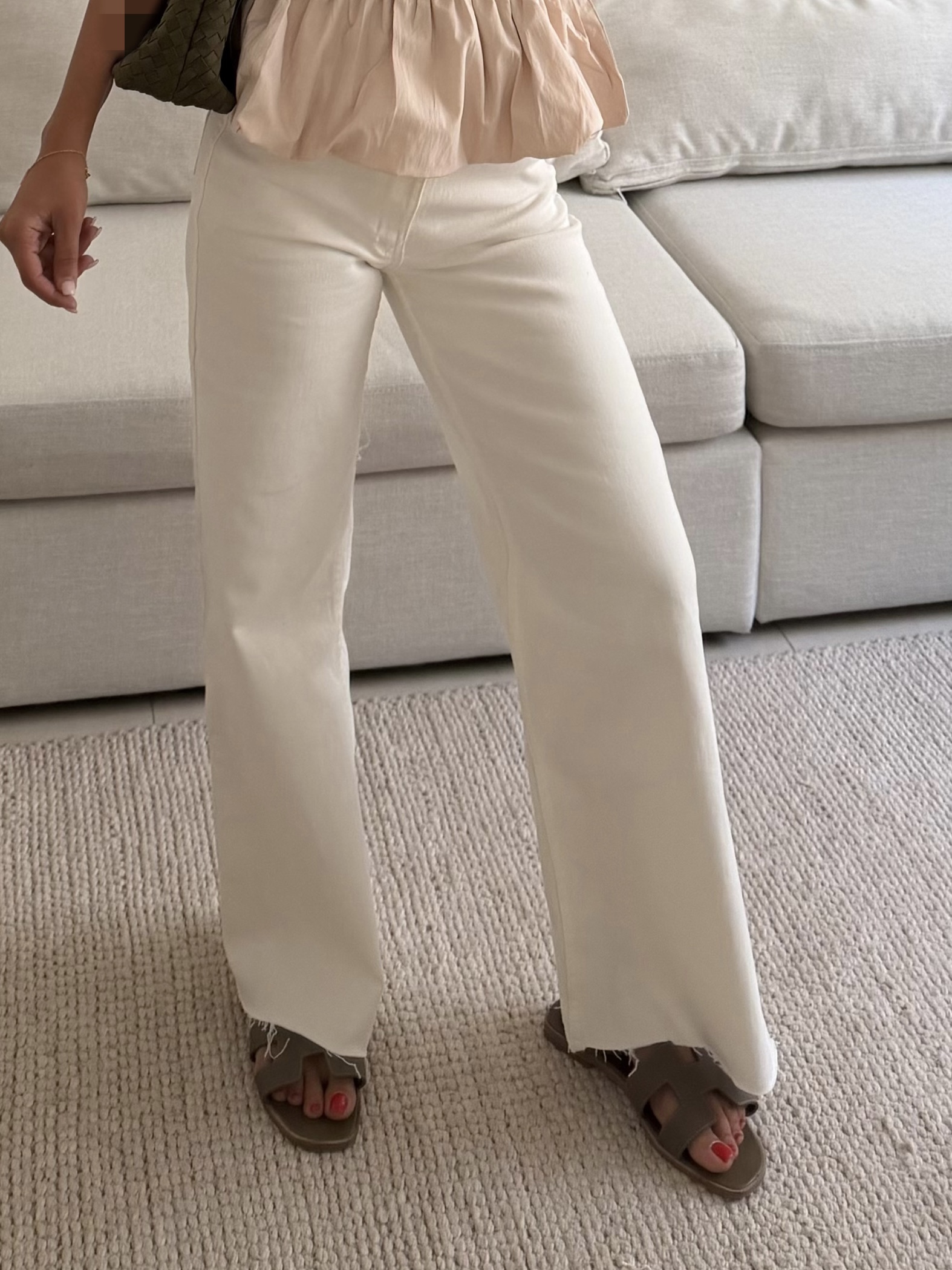 AB22C00F-55AE-4CD4-BF50-3EB98B19979F شلوار جین H&M wide leg -White - Image 1