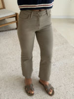 Mango | Cropped Flare jean-Matcha Sage - Image 3