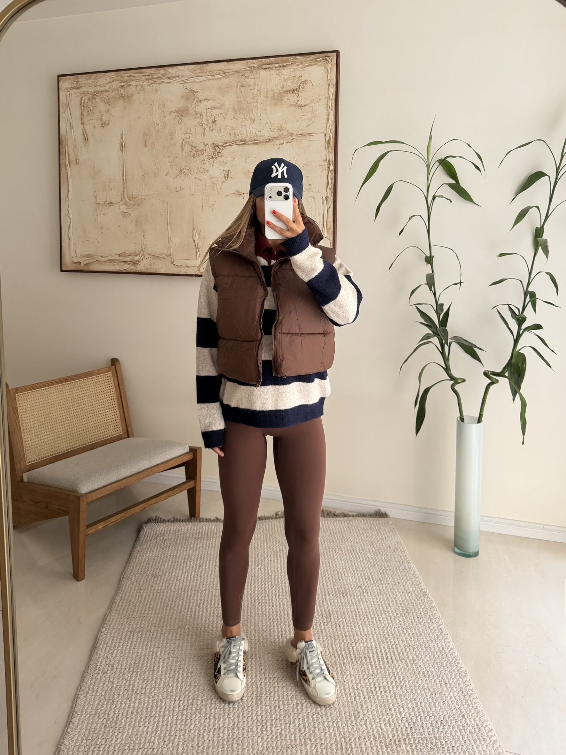 IMG_1333-compressed Aspen Puffer Vest-Mocha - تصویر 1