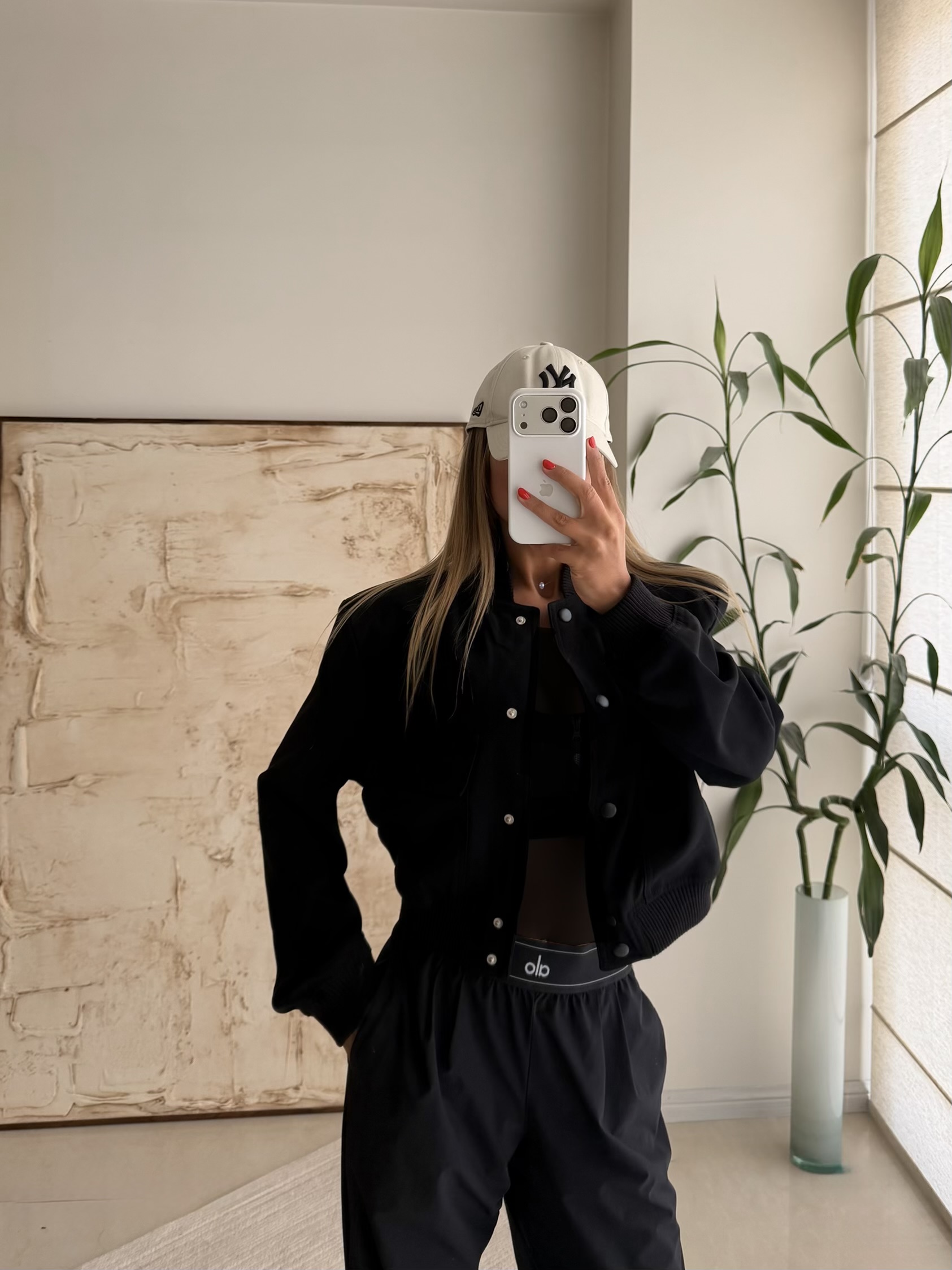 IMG_6151 ZARA Cropped Bomber Jacket – Black - تصویر 1